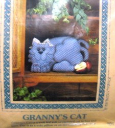 101 SOFT SCULPTURED GRANNY'S FAT CAT FOLK PATTERN